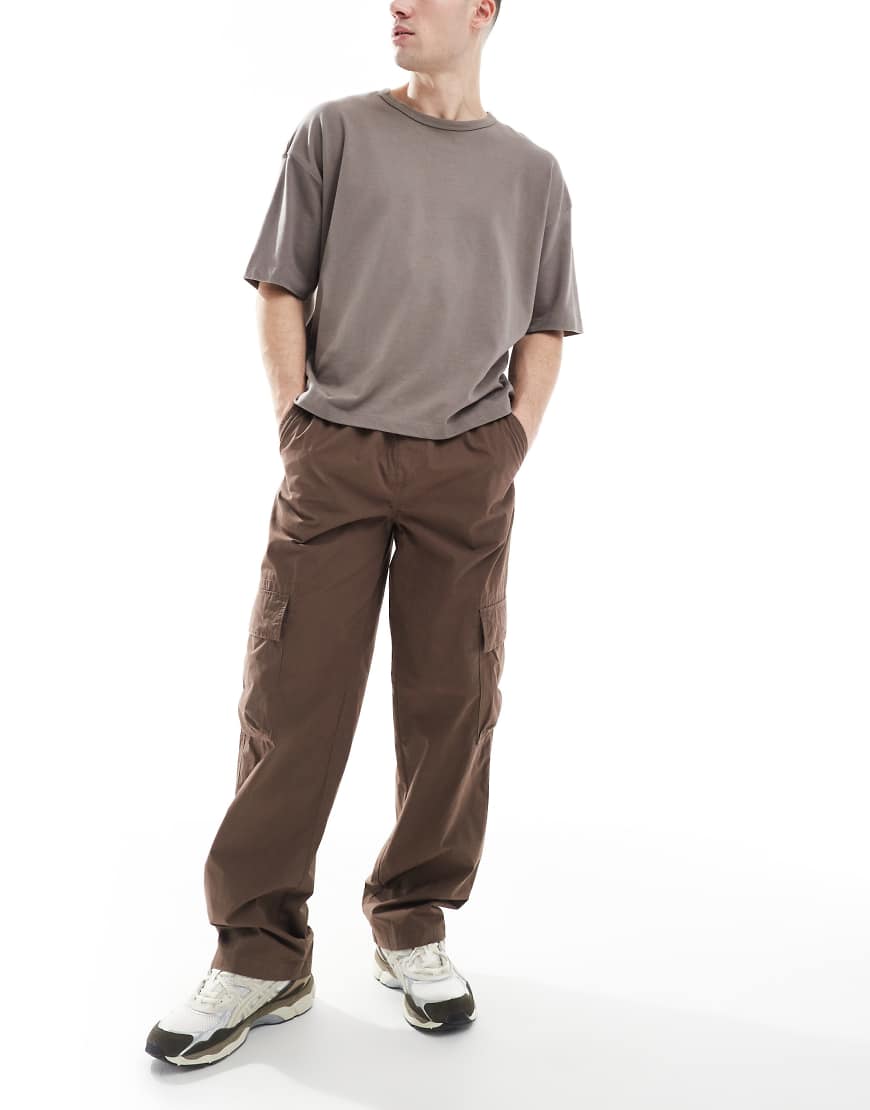 Cotton On - Weit geschnittene Cargohose in Schokobraun von Cotton:On