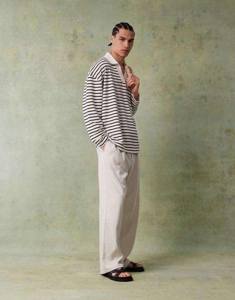 Cotton On - Weite Hose in Steinbeige mit Faltenstruktur-Weiß von Cotton:On