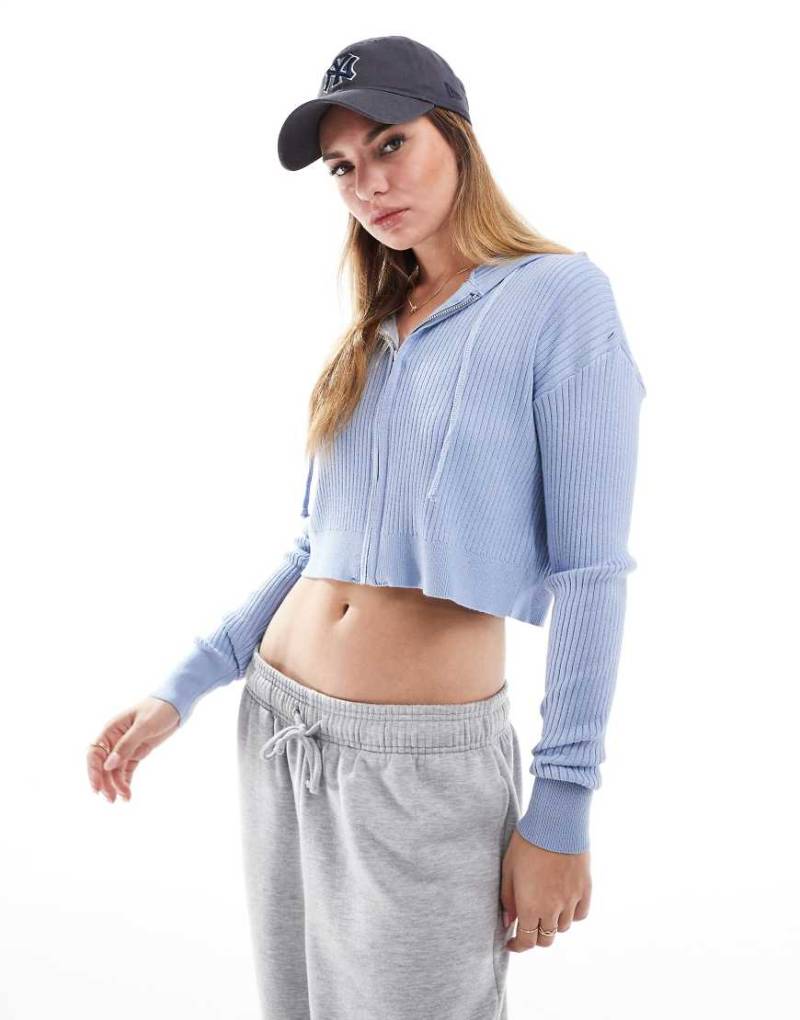 Cotton On - Zip it Good - Strickjacke in Nebelblau mit Kapuze von Cotton:On