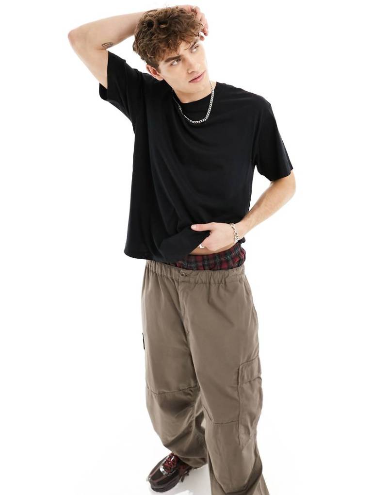 Cotton On - Loose Fit T-Shirt in Schwarz von Cotton On