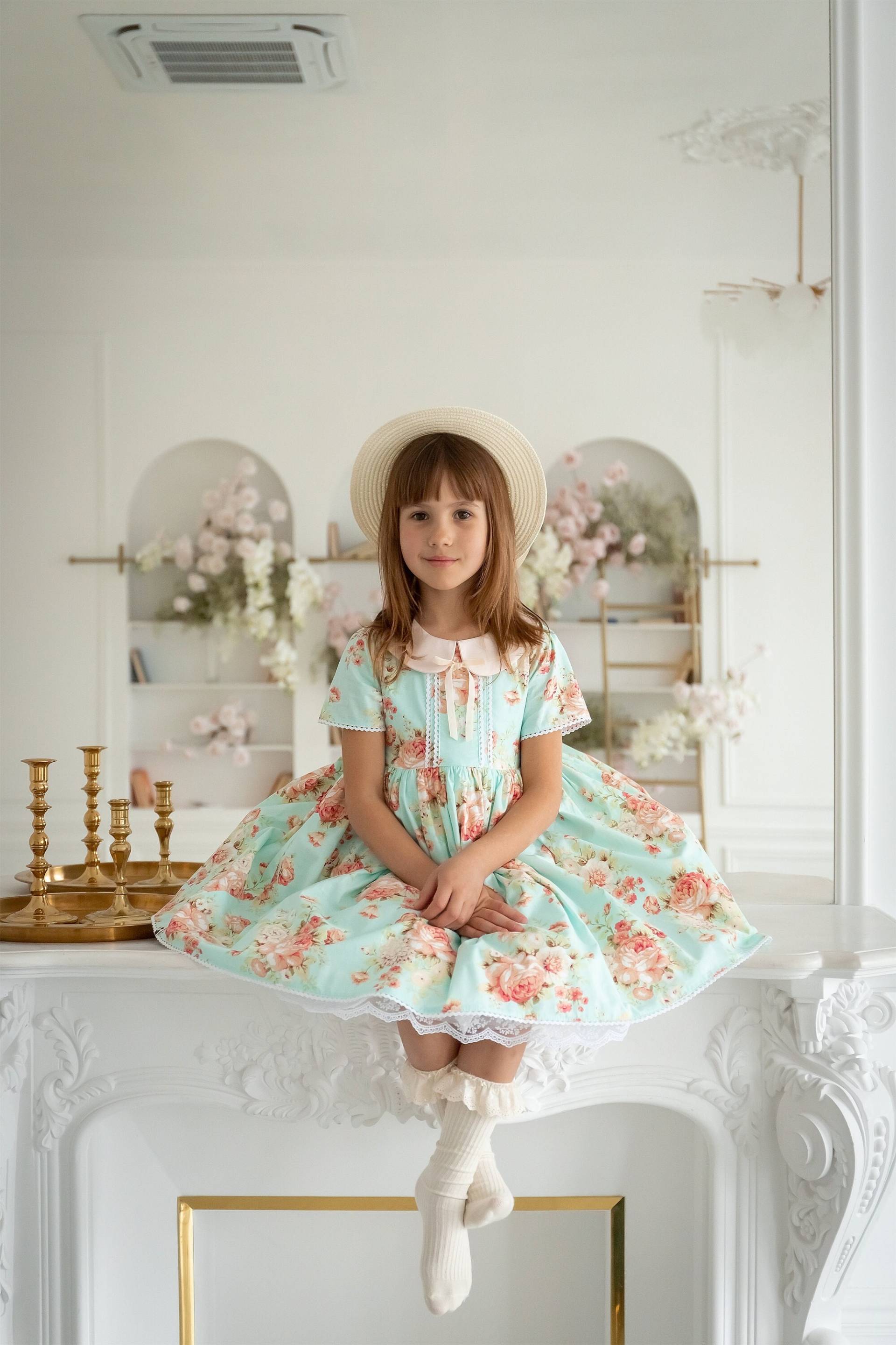 Floral Baumwolle Mädchen Kleid Spitzenbesatz, Ostern Outfit von CottonFoxApparel