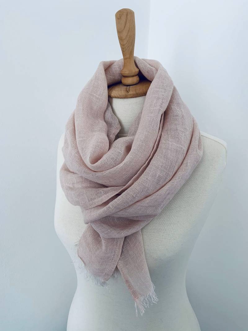 Rosa Leinen Schal - Übergroßer Flachs Kleidung Brautjungfer Hochzeitsgeschenk Frau Weicher Sommer Wrap von CottonMood