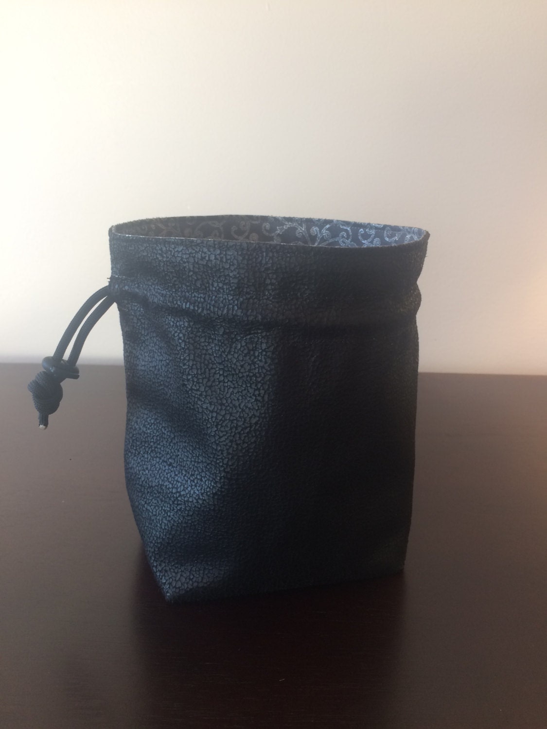 Markgräfliche Standwürfeltasche Markgräfliche Standwürfeltasche von CottontailKite