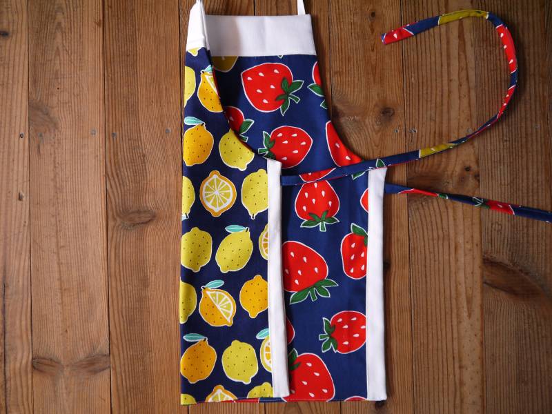 Schürze Küche Reversible Für Kinder | 2 Bis 10 Jahre "Erdbeeren Und Zitronen" Aus Baumwolle, Streifen Zu Binden Schürze Küche Reversible Für Kinder | 2 Bis 10 Jahre "Erdbeeren Und Zitronen" Aus Baumwolle, Streifen Zu Binden von CoudCoudParElz