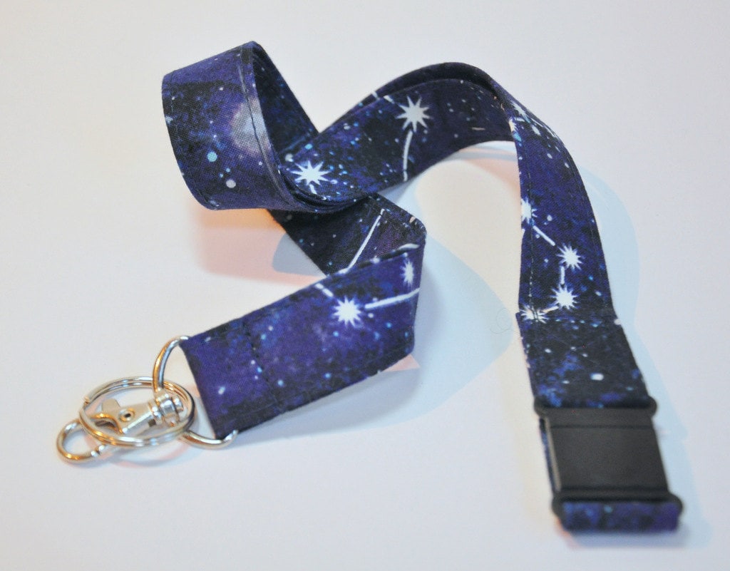 Cosmic Stars Lanyard Handgemachter Astronomie Ausweishalter von Coudsdonc