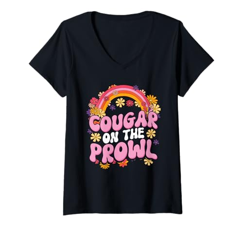 Damen Cougar On The Prgirls Trip T-Shirt mit V-Ausschnitt Damen Cougar On The Prgirls Trip T-Shirt mit V-Ausschnitt von Cougar On The Prgirls Trip