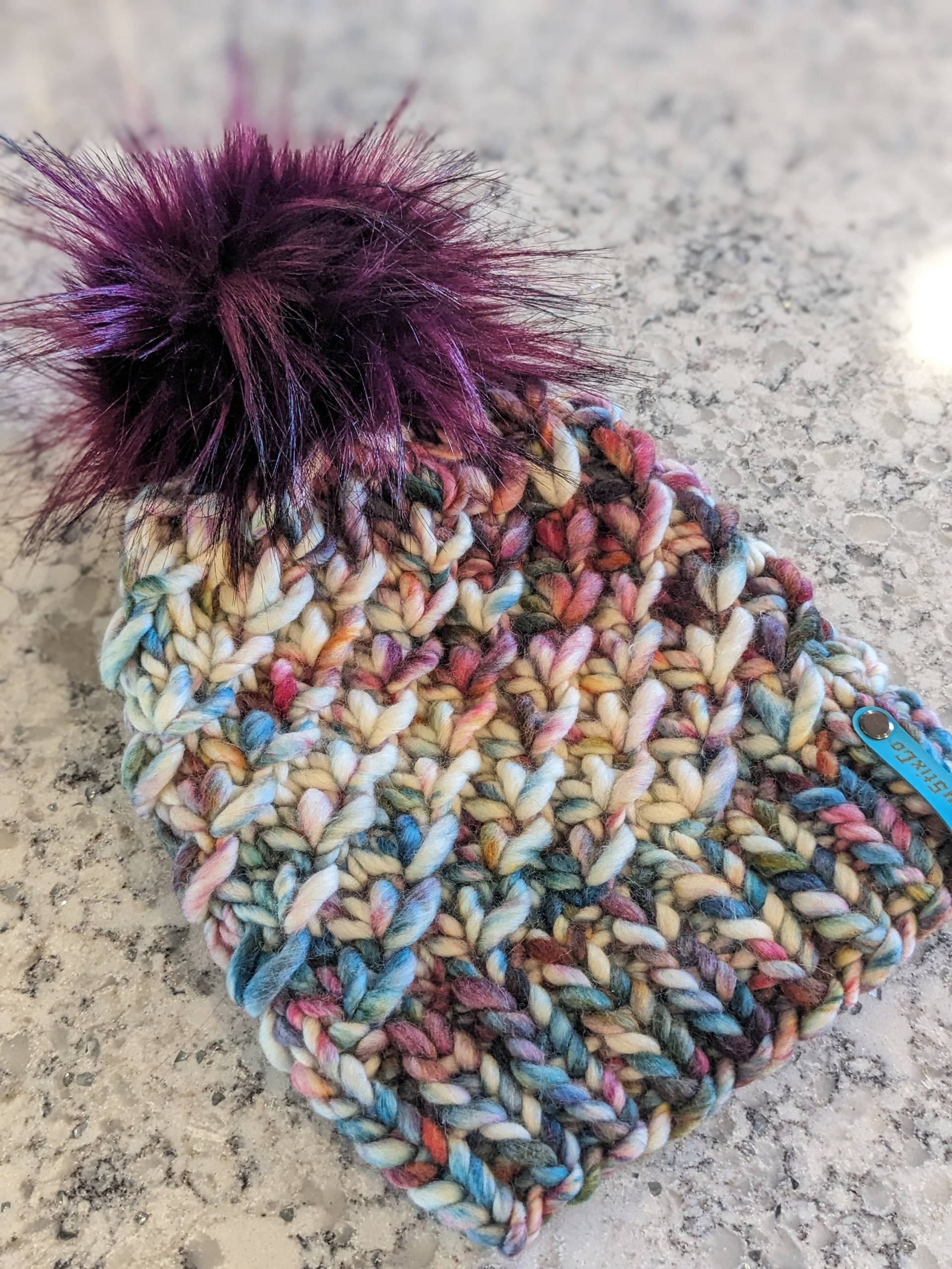 Merinowolle. Frauenhut. Mütze. Einzelstück. Crush Beanie. Versandfertig Merinowolle. Frauenhut. Mütze. Einzelstück. Crush Beanie. Versandfertig von CountryStixCo