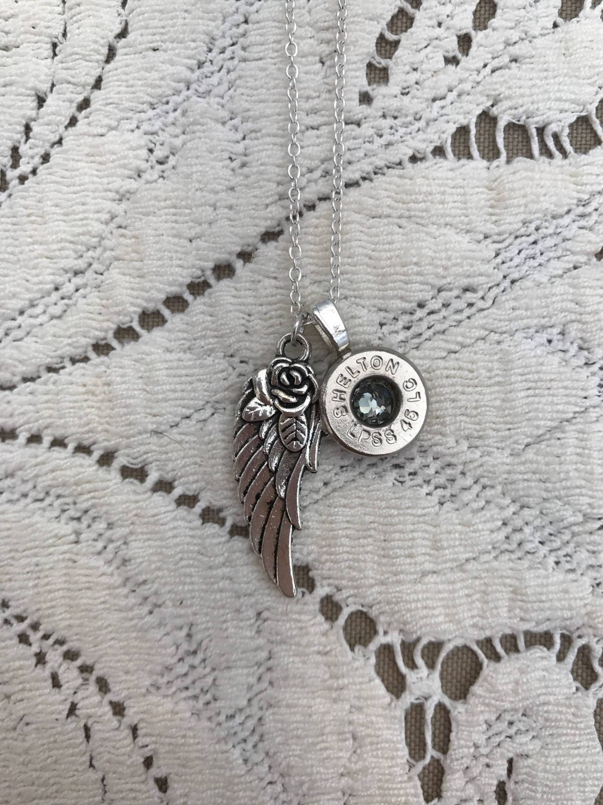 Feder Anhänger Halskette Mit Patronenhülse Feder Anhänger Halskette Mit Patronenhülse von CountryStrongJewelry