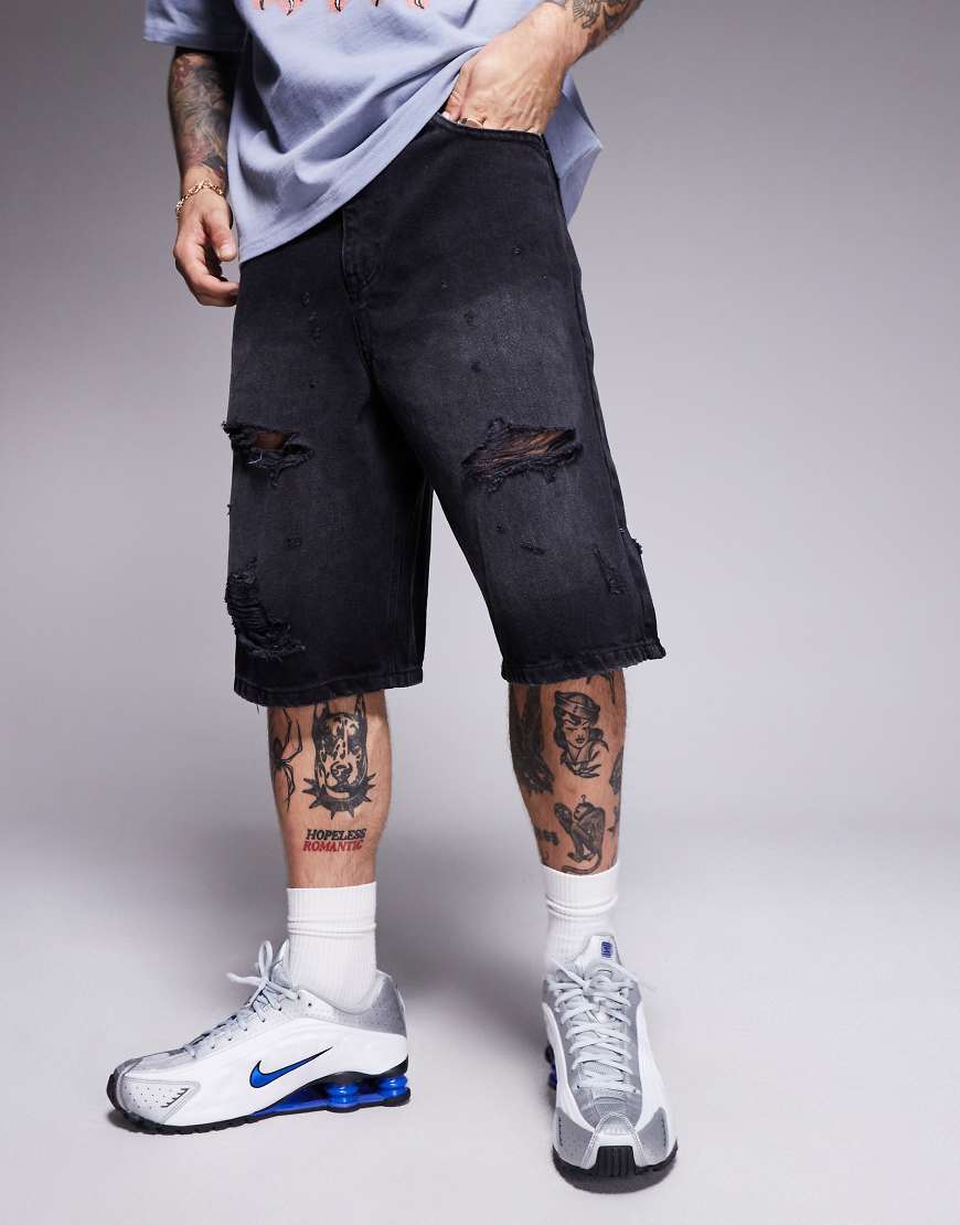 Courtside - Jeansjorts in verwaschenem Schwarz mit extremen Abnutzungsdetails von Courtside