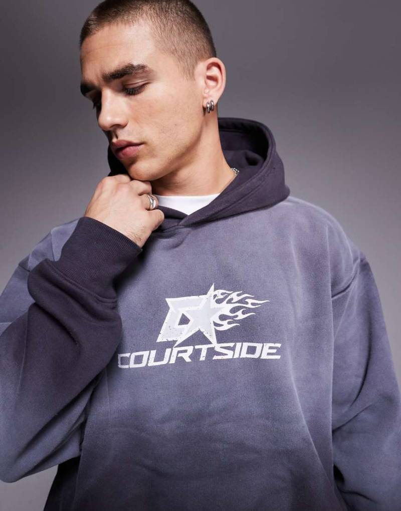 Courtside - Kapuzenpullover in verwaschenem Grau mit Logo-Detail, Kombiteil von Courtside