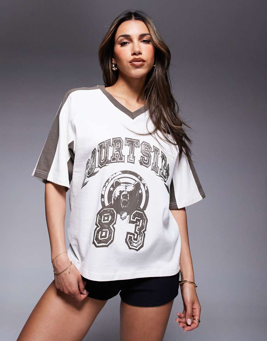 Courtside - Oversize-T-Shirt in Creme mit Motiv-Detail und Kontrasteinsatz-Weiß Courtside - Oversize-T-Shirt in Creme mit Motiv-Detail und Kontrasteinsatz-Weiß von Courtside