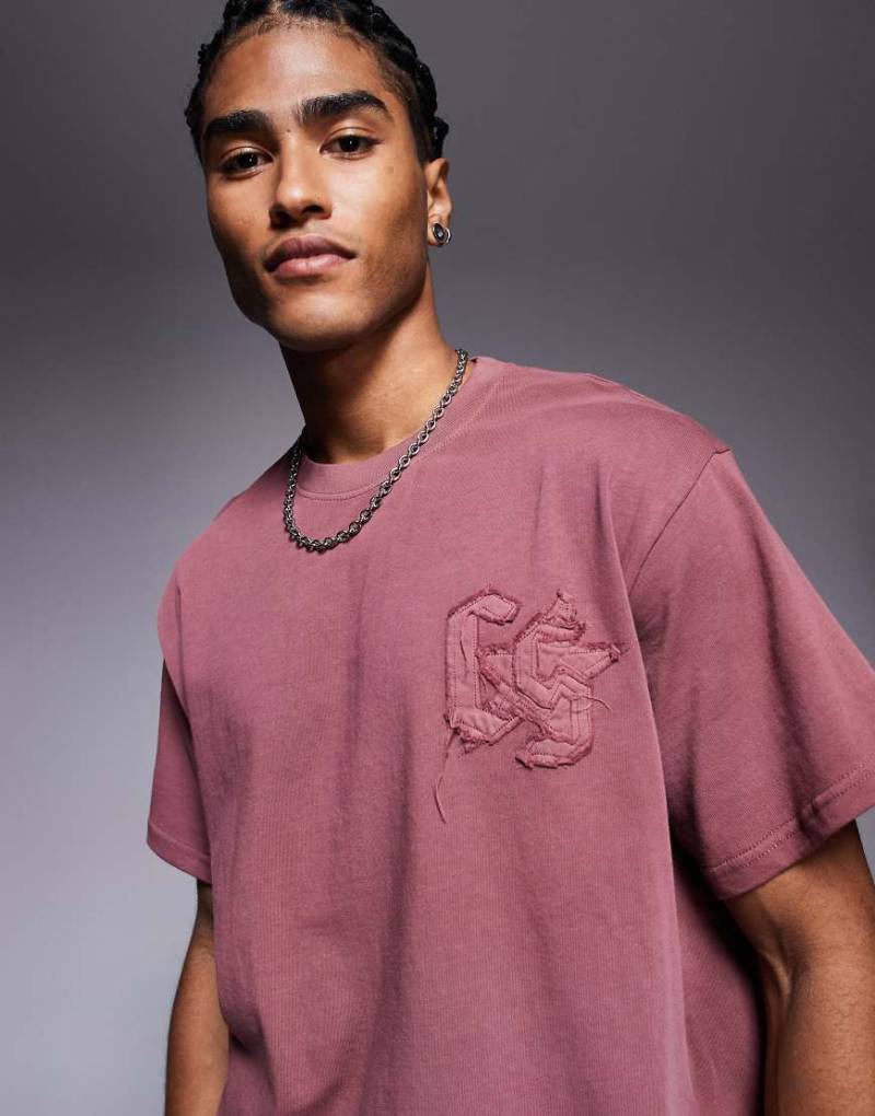 Courtside - T-Shirt in verwaschenem Beerenrot mit Logodetail, 250 g/m², Kombiteil von Courtside