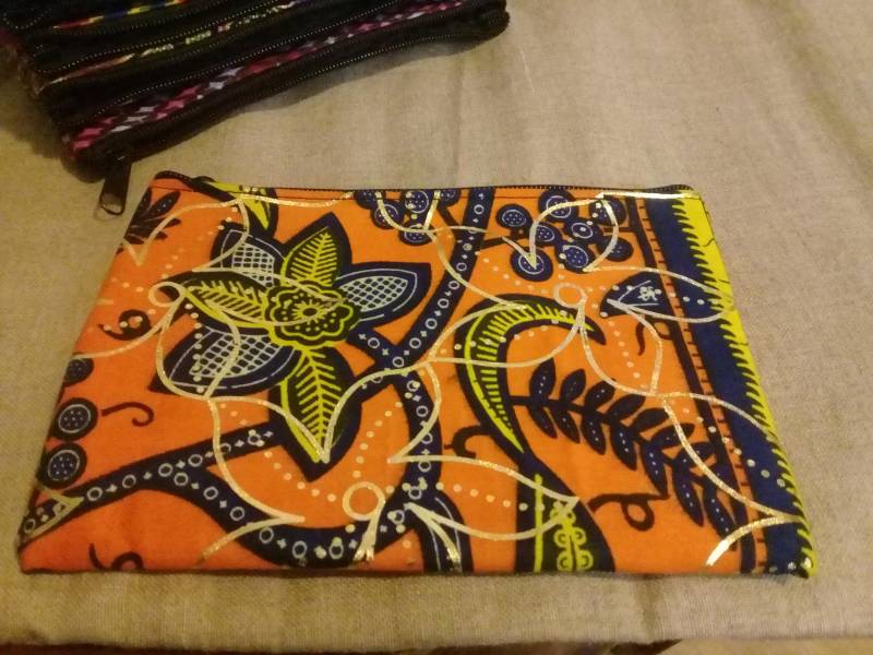 Tasche, Reißverschlusstasche Aus Orange/Schwarz/Goldenem Wachs 19x13cm von CoutureByKimYen57