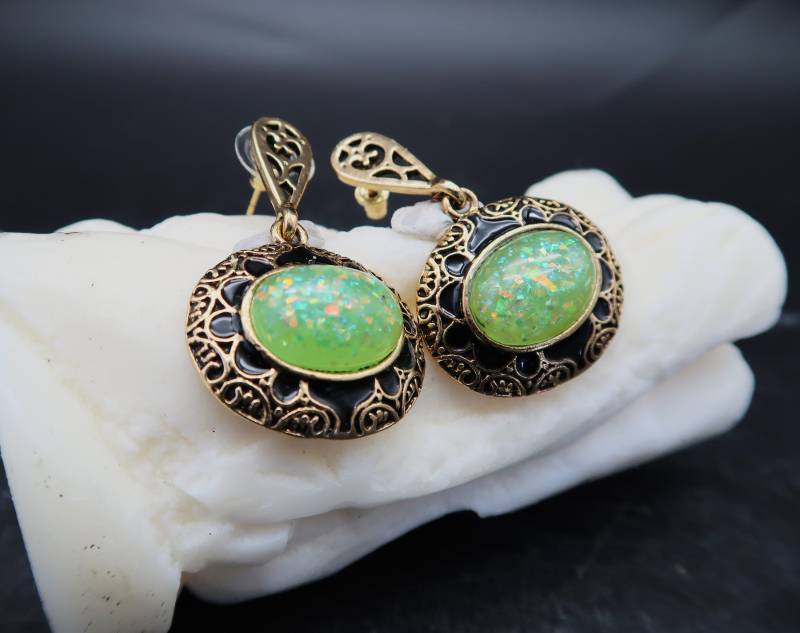Antike Gold Vintage Ohrringe Mit Opal(Ähnlich von CoutureDePillango