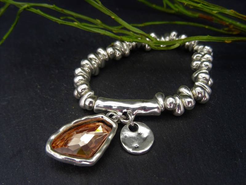 Armband Neusilber Altrosa Kristall Gummizug von CoutureDePillango