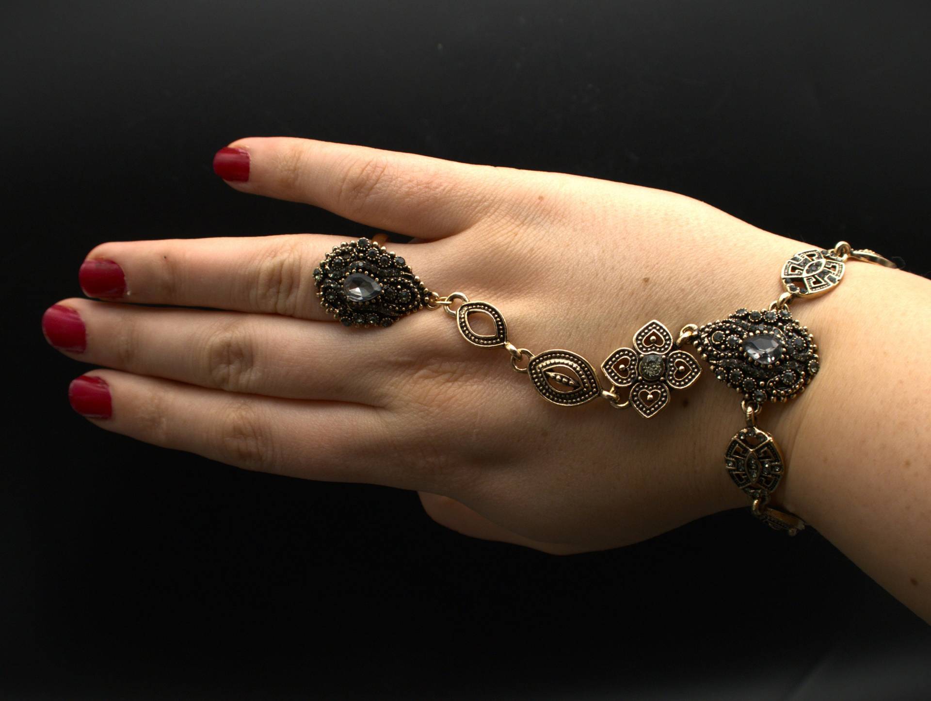 Armreifen/Armband Mit Link Ring/Gold Farbe Kristall/Vintage Still von CoutureDePillango