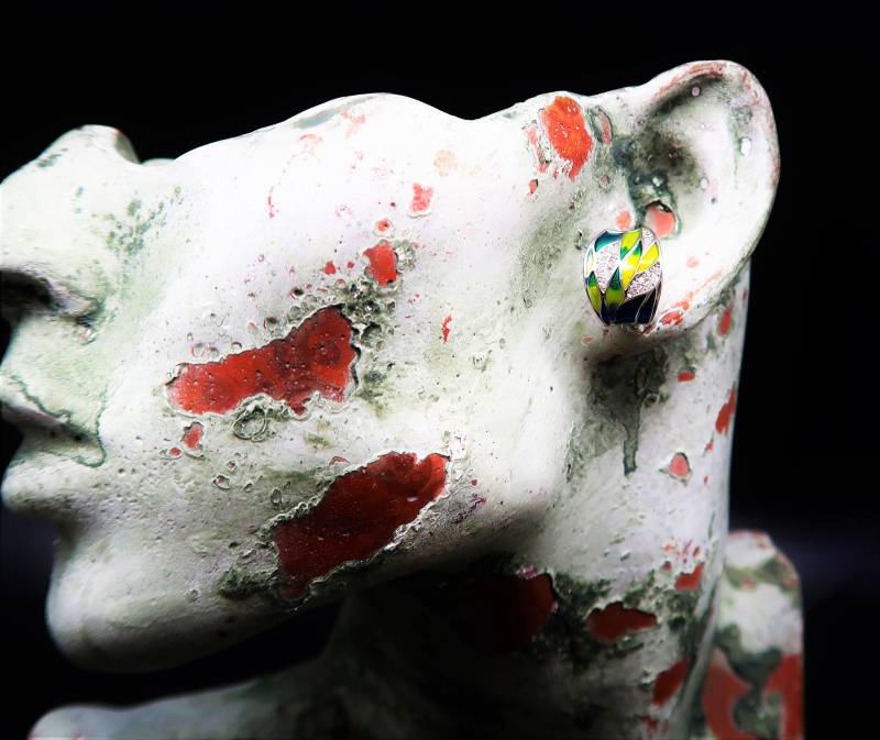 Elegant Ohrringe/Ohrstecker Versilbert Emleriet Mit Kristallen Steinen von CoutureDePillango