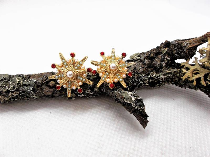 Ohrstecker Barock Vintage Gotik Rote Kristalle Perlen Metallegierung Vergoldet von CoutureDePillango