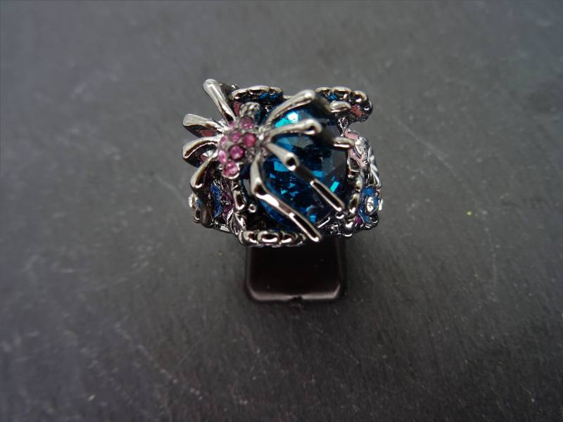 Statementring Spinne Mit Blüten Kristall Emaille Sterlingsilber 925 von CoutureDePillango