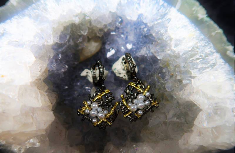 Vintage Antik Versilbert Ohrringe Mit Süßwasser Perle Vintage Antik Versilbert Ohrringe Mit Süßwasser Perle von CoutureDePillango