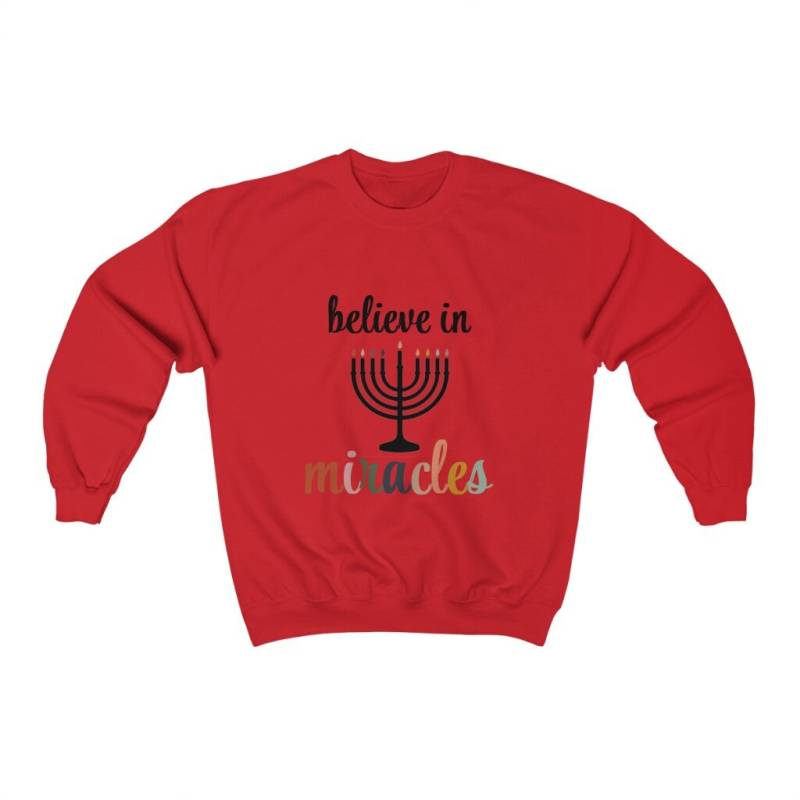 Believe in Miracles Hanukkah Crewneck Heavyblend Pullover von CovenantCollective