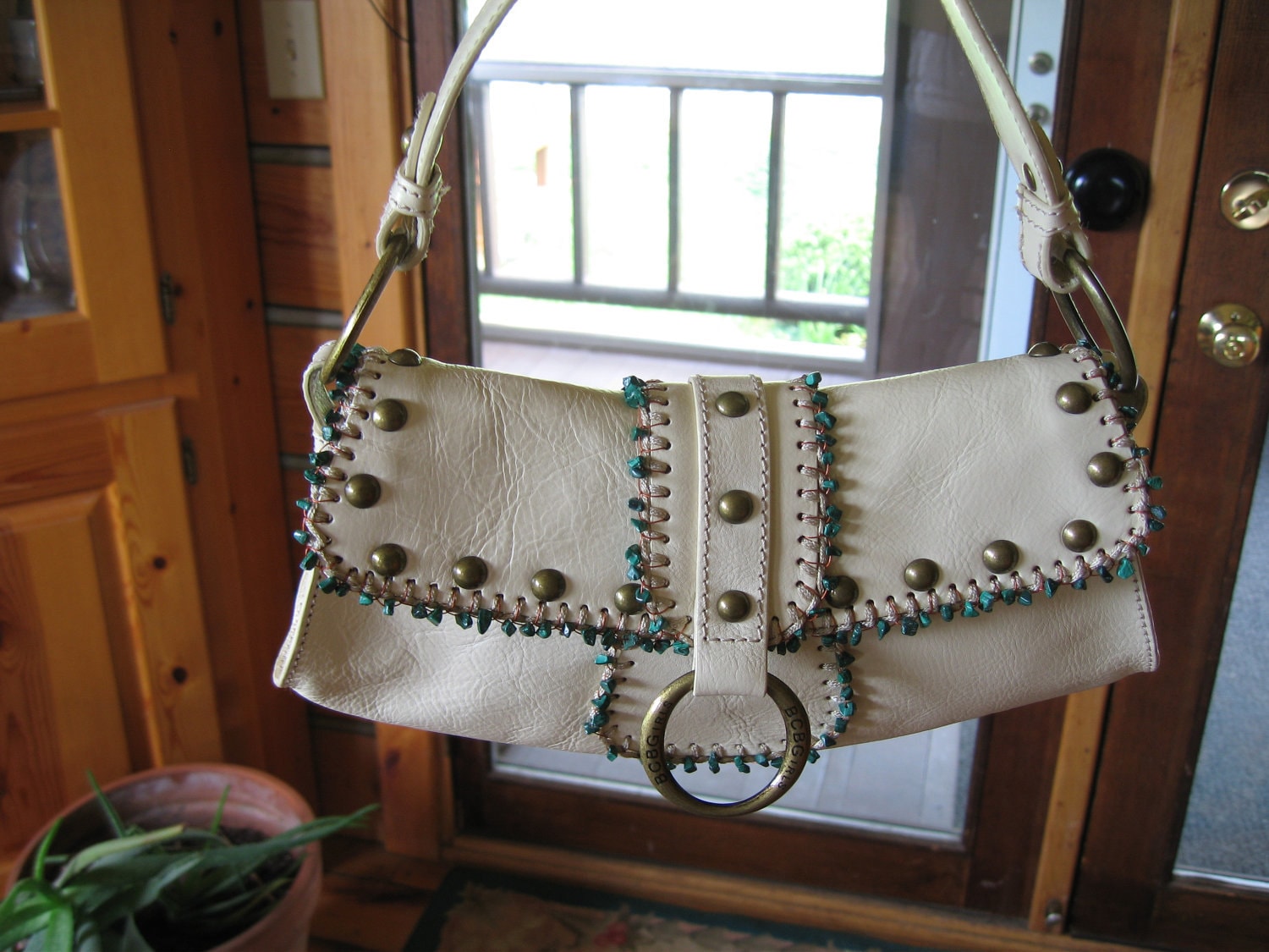 New Bcbgirls Purse Upcycled - Lederhandtasche Bcbgirls von CoyoteWoodWorks