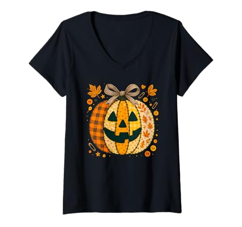 Damen Rustikaler genähter Kürbis Herbst Jack-O'-Lantern mit Schleife T-Shirt mit V-Ausschnitt Damen Rustikaler genähter Kürbis Herbst Jack-O'-Lantern mit Schleife T-Shirt mit V-Ausschnitt von Cozy Autumn Patchwork Collection
