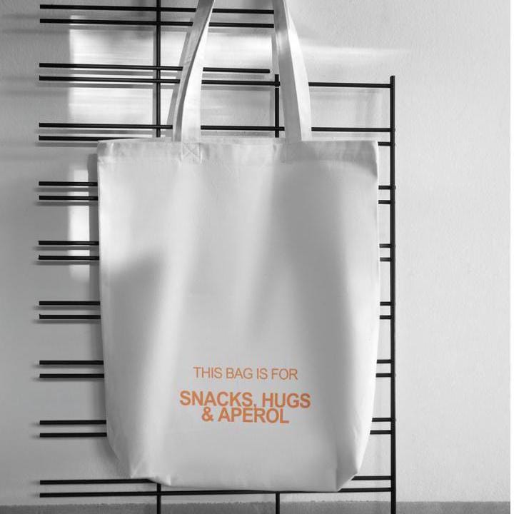 stofftasche Snacks, Hugs & Aperol | Baumwolltasche Shopping Bag Shopper Lustiger Beutel von CozyCharmsDesigns