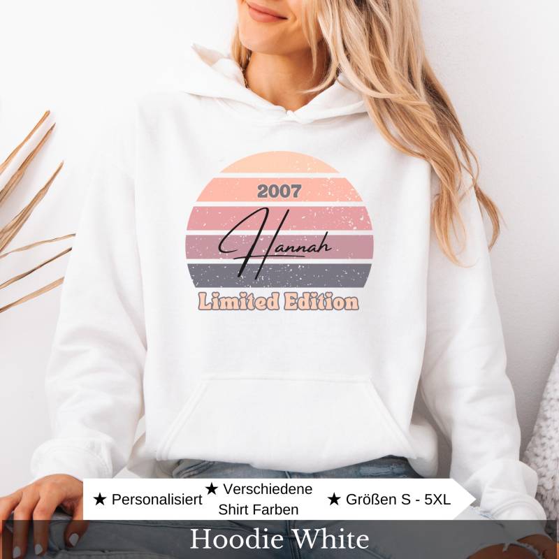 Personalisierter Hoodie 18 Geburtstag Mädchen Geschenk Tochter Patenkind Enkelin Originelles Geburtstagsgeschenk 18. Frau Beste Freundin von CozyDaysDesign
