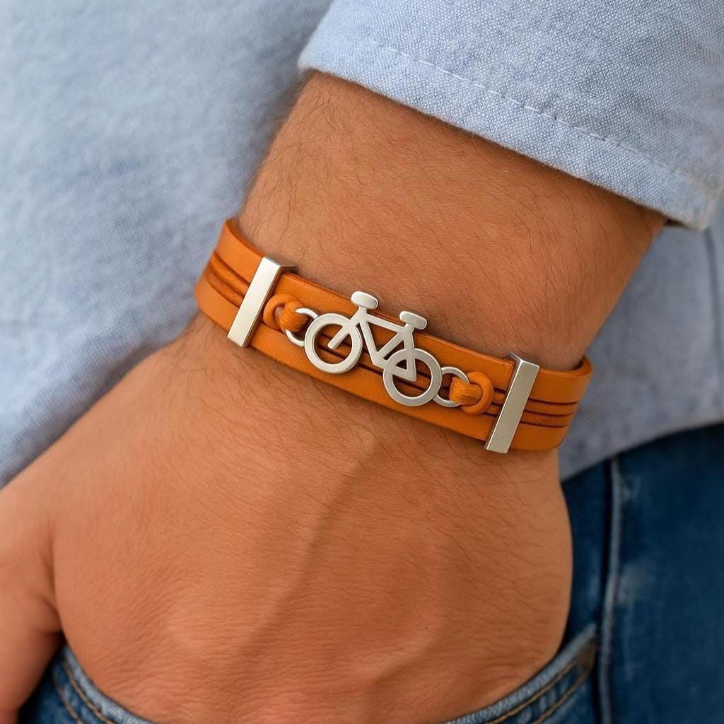 Radsport Lederarmband Sterling Versilbertes Fahrrad Charm Armband - Geschenk Für Radfahrer Und Radsportler von CozyDetailz