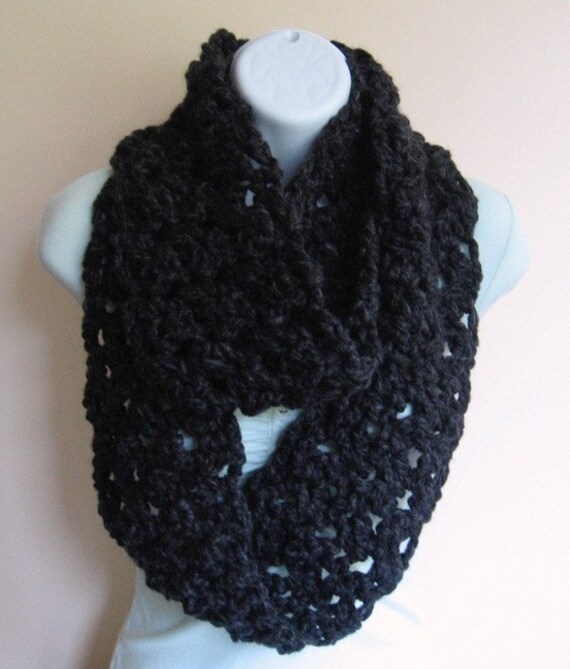 Grey Skies Infinity Schal Grey Skies Infinity Schal von CozyGirlDesigns