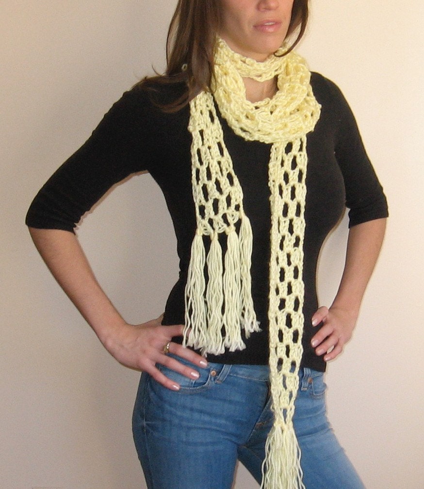 Zitrone Meringue Pie Schal Zitrone Meringue Pie Schal von CozyGirlDesigns