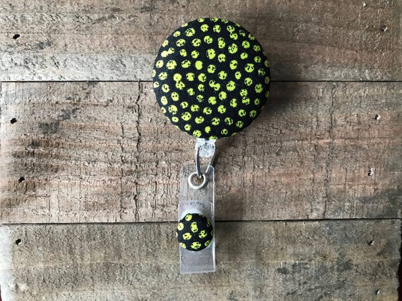 Einziehbare Ausweis/Halter-stoff Abzeichen Reel-Versenkbare Reel-Abzeichen Reel-Id Badge Halter-Krankenschwester Geschenk-Lime Grün Und Schwarz von CozyMooseDesigns