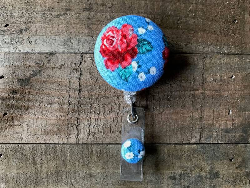 Einziehbare Ausweis/Halter-stoff Abzeichen Reel-Versenkbare Reel-Abzeichen Reel-Id Badge Halter-Krankenschwester Geschenk-Rote Rose von CozyMooseDesigns