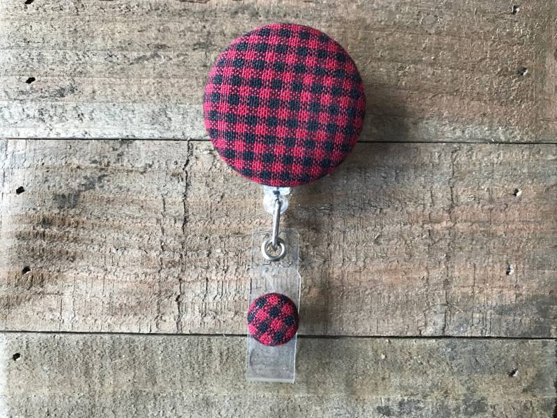 Einziehbare Ausweis/Halter-stoff Abzeichen Reel-Versenkbare Reel-Abzeichen Reel-Id Badge Halter-Krankenschwester Geschenk-Schwarz-Rot Kariert von CozyMooseDesigns