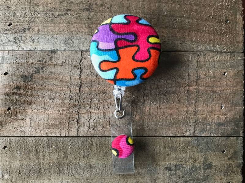 Versenkbare Ausweis Halter-stoff Abzeichen Reel-Versenkbare Reel-Abzeichen Reel-Id Badge Halter-Krankenschwester Geschenk-Autismus von CozyMooseDesigns