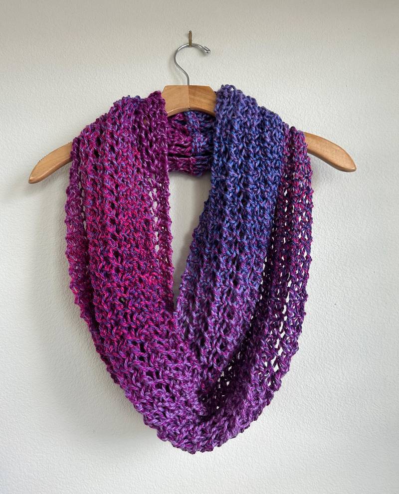 Unendlich Schal 100% Wolle Warmer Winter in 70Er Farben Unendlich Schal 100% Wolle Warmer Winter in 70Er Farben von CozyPurlKnits