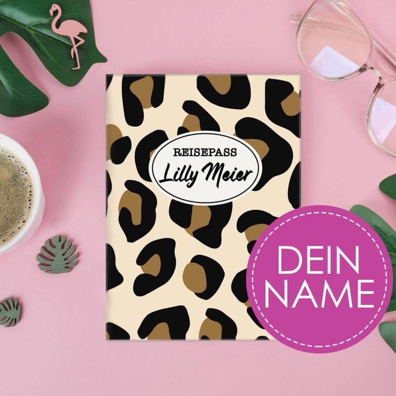 Reisepasshülle Für Erwachsene Und Kinder Personalisiert | Viele Designs - Reisepass Mit Name Schutzhülle Frau Mann Kind Männer Frauen von CozyRacoon