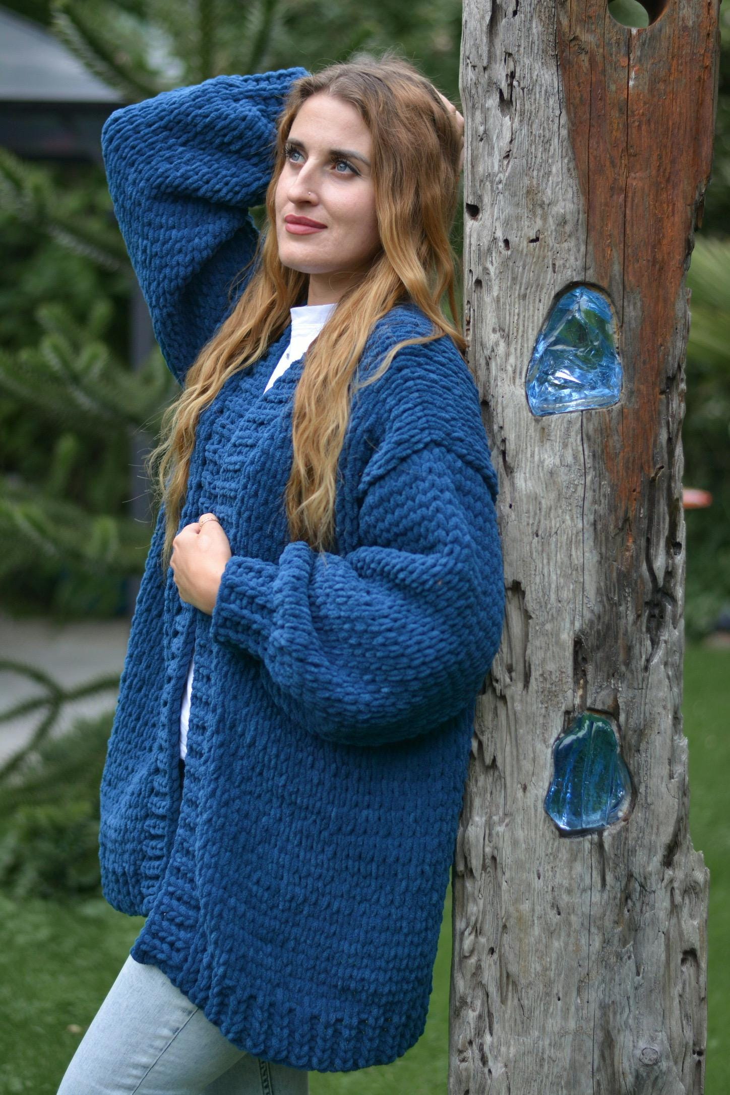 Handgestrickter Oversize Cardigan - Chunky Strickjacke Warm & Gemütlich Handmade Damen Blau Winter Größe L Geschenkidee von CozyWindKnitting