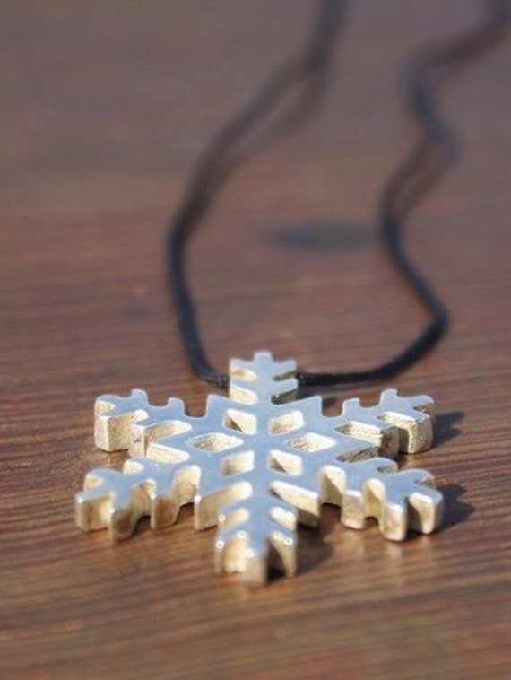 Silber Schneeflocke Halskette Silber Schneeflocke Halskette von Craft0logy
