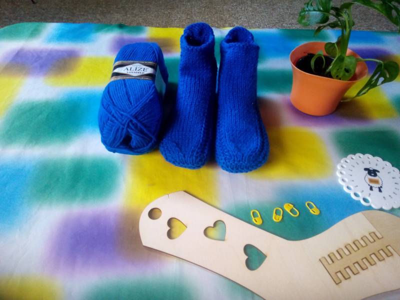 Handgestrickte Wollsocken/Multicolor von CraftByAlla