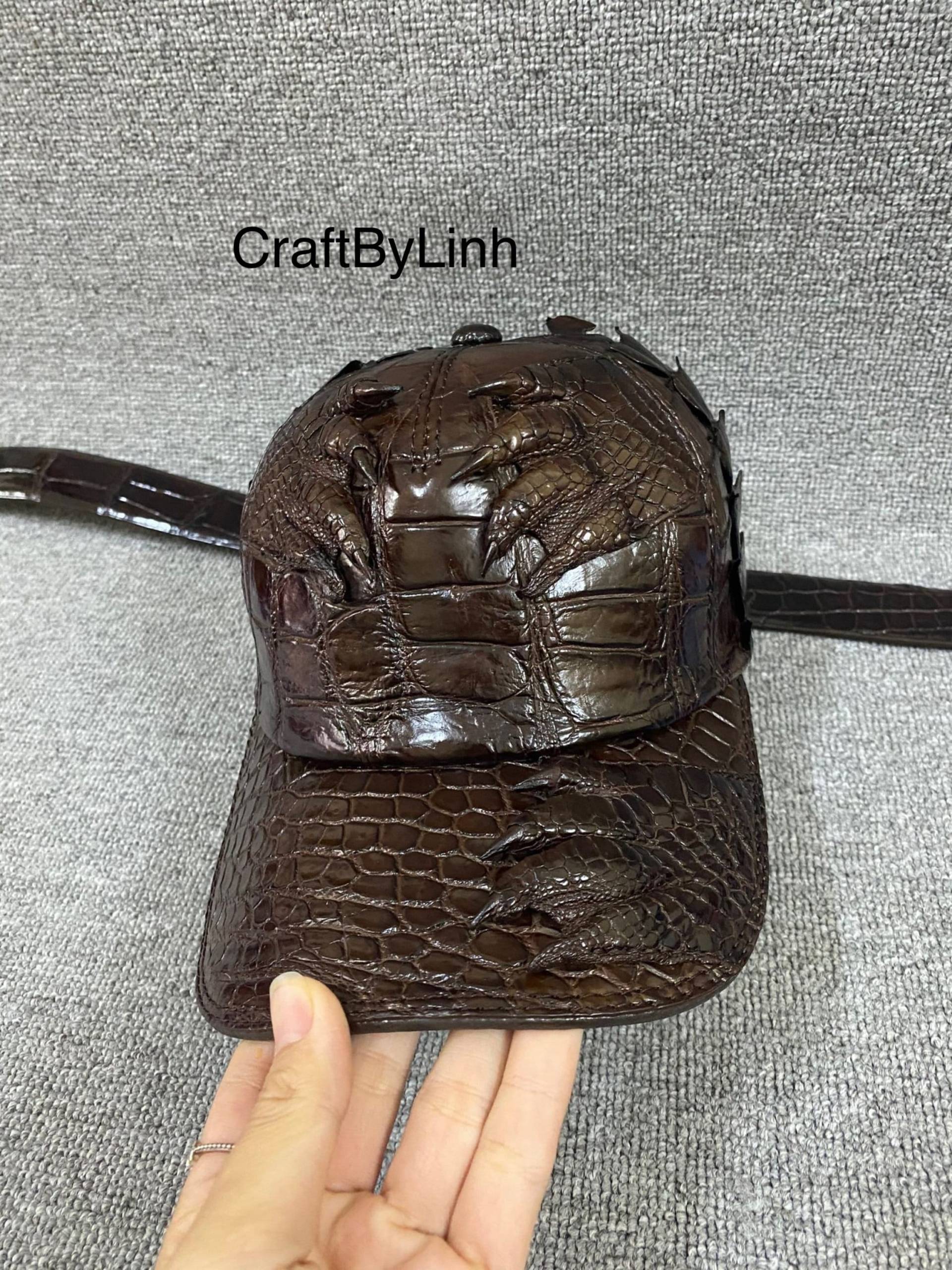 Echte Al-Li Hornback Lederhaut, Handgemachte Mütze, Ledermütze, Geschenk Für Ihn, Leder Portemonnaie Männer von CraftByLinh