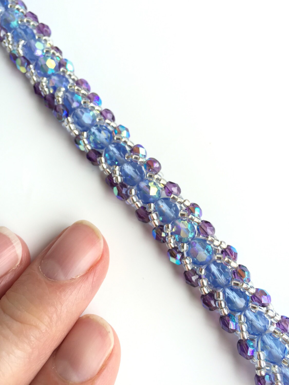 Schillernde Blaue Glas Facettiert Und Rocailles-Perlen-Armband - Schmuck Geschenk Für Ihre Hochzeit Party Modeschmuck Schillernde Blaue Glas Facettiert Und Rocailles-Perlen-Armband - Schmuck Geschenk Für Ihre Hochzeit Party Modeschmuck von CraftMastery