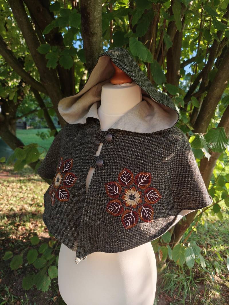 Fantasy-Kostüm, Woll-Umhang, Elfenkostüm, Cosplay, Bestickter Umhang von CraftStoreCz