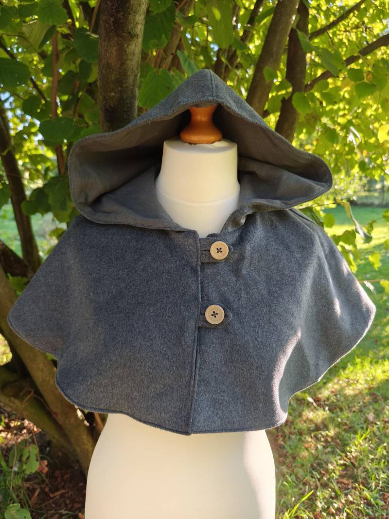 Woll-Umhang Versandfertig von CraftStoreCz