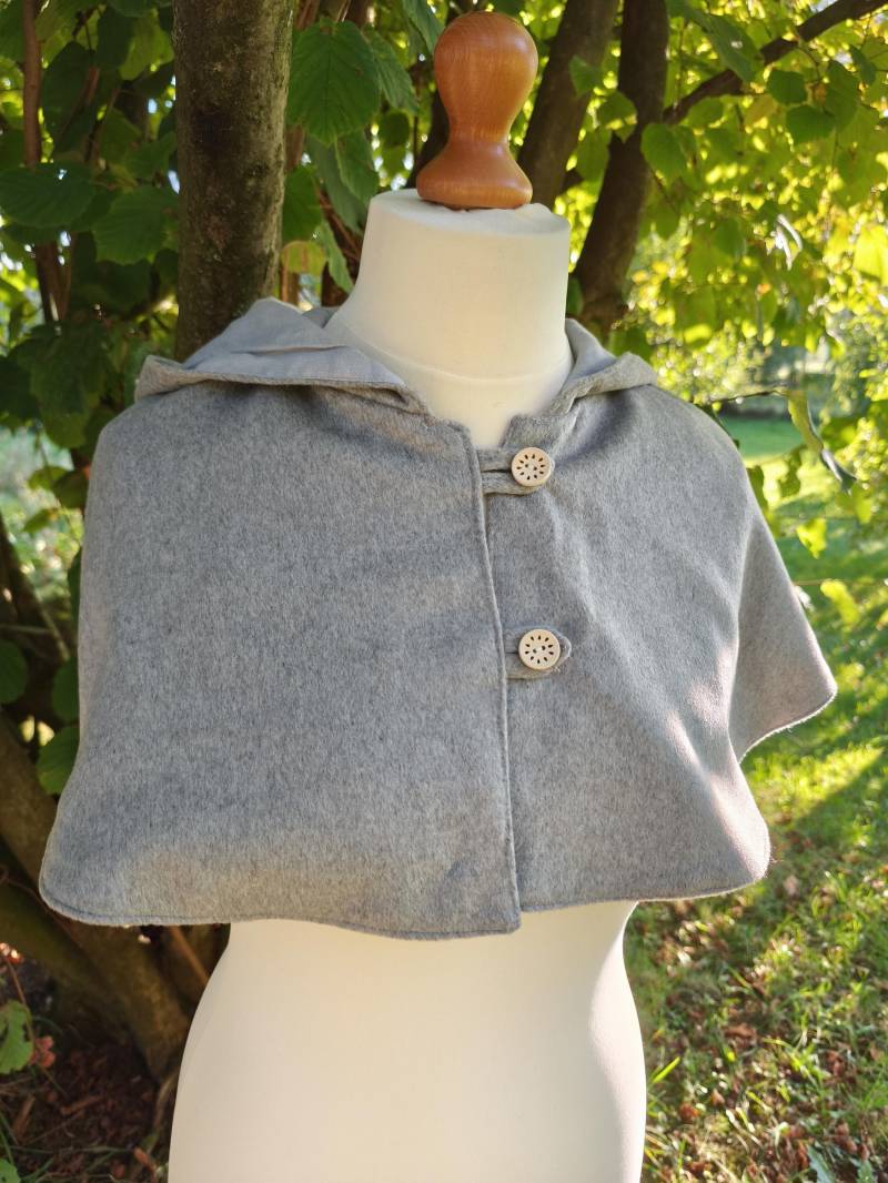 Woll-Umhang Versandfertig von CraftStoreCz