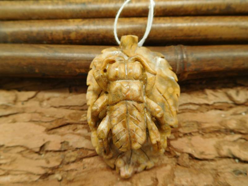 Carving-Ozean-Jaspis-Edelstein-Anhänger. Zikade Ocean Jasperperlen Schmuck. Unisex Geschenk. Einzigartige Carving Edelstein. Naturstein Geschenk von CraftStoreGoods