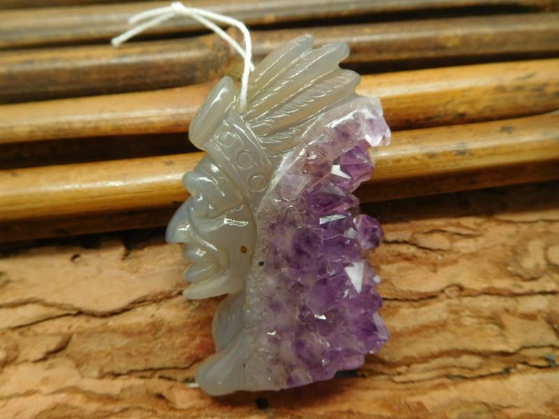 Geode Achat Edelstein Schmuck. Stamm Kopf Anhänger. Premium Carving Perle. Natürliche Kristall-Anhänger. American Tribe Anhänger Perlen | B2477 von CraftStoreGoods