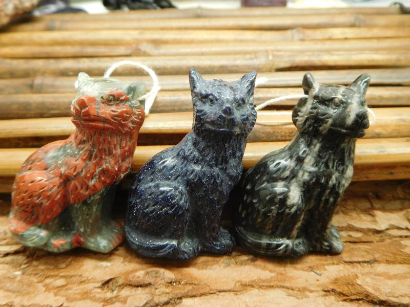 Geschnitzte Wolfsperle. Picasso Jaspis Hund. Wolf Schmuck. Karve Edelstein. Schnitzer Kristall Tier. Anhänger. Natursteinschnitzerei | B1168 von CraftStoreGoods