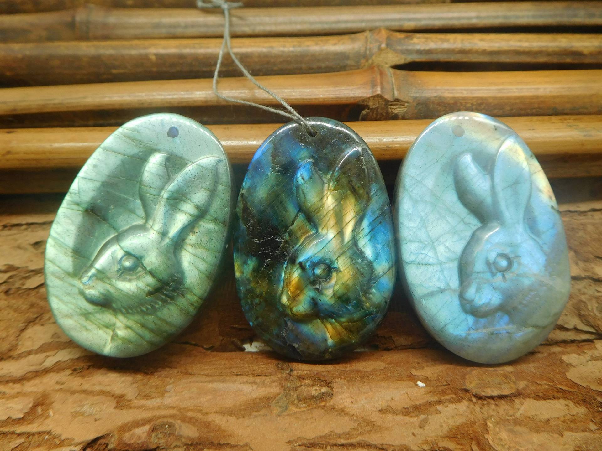 Geschnitzter Hase Edelstein. Edelstein Für Kinder. Labradorit Schnitzen. Schnitzen Anhänger. Steinanhänger(B5248 von CraftStoreGoods